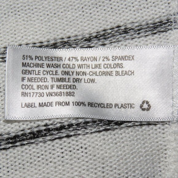 Merona Black & White Striped Long-Sleeve V-Neck Pullover Sweater Size L (C1546) - Picture 7 of 7